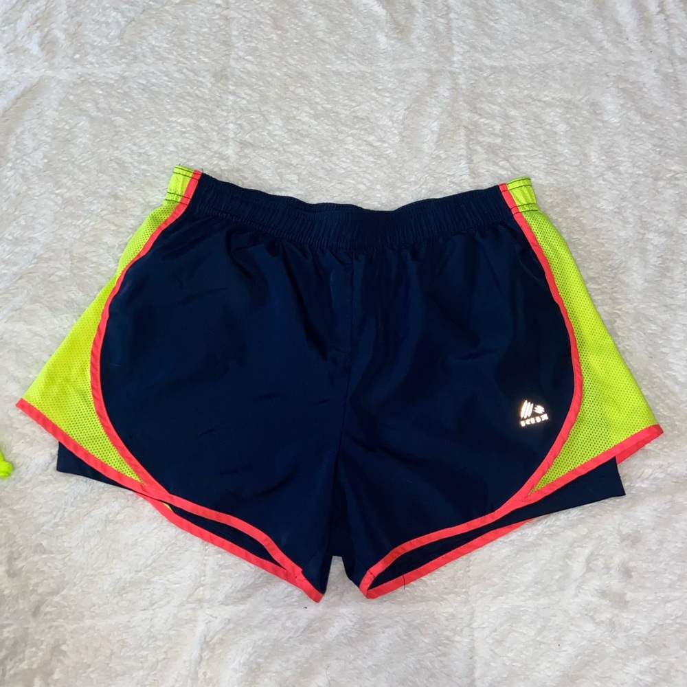 Dry fit medium shorts with built in spandex